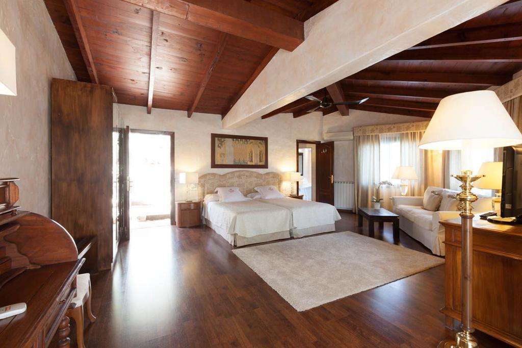 Hotel Rural Cas Pla (Adults Only) Sant Miquel De Balansat Room photo