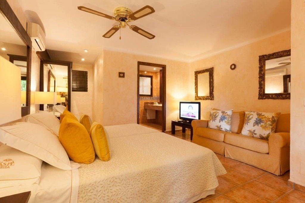 Hotel Rural Cas Pla (Adults Only) Sant Miquel De Balansat Exterior photo