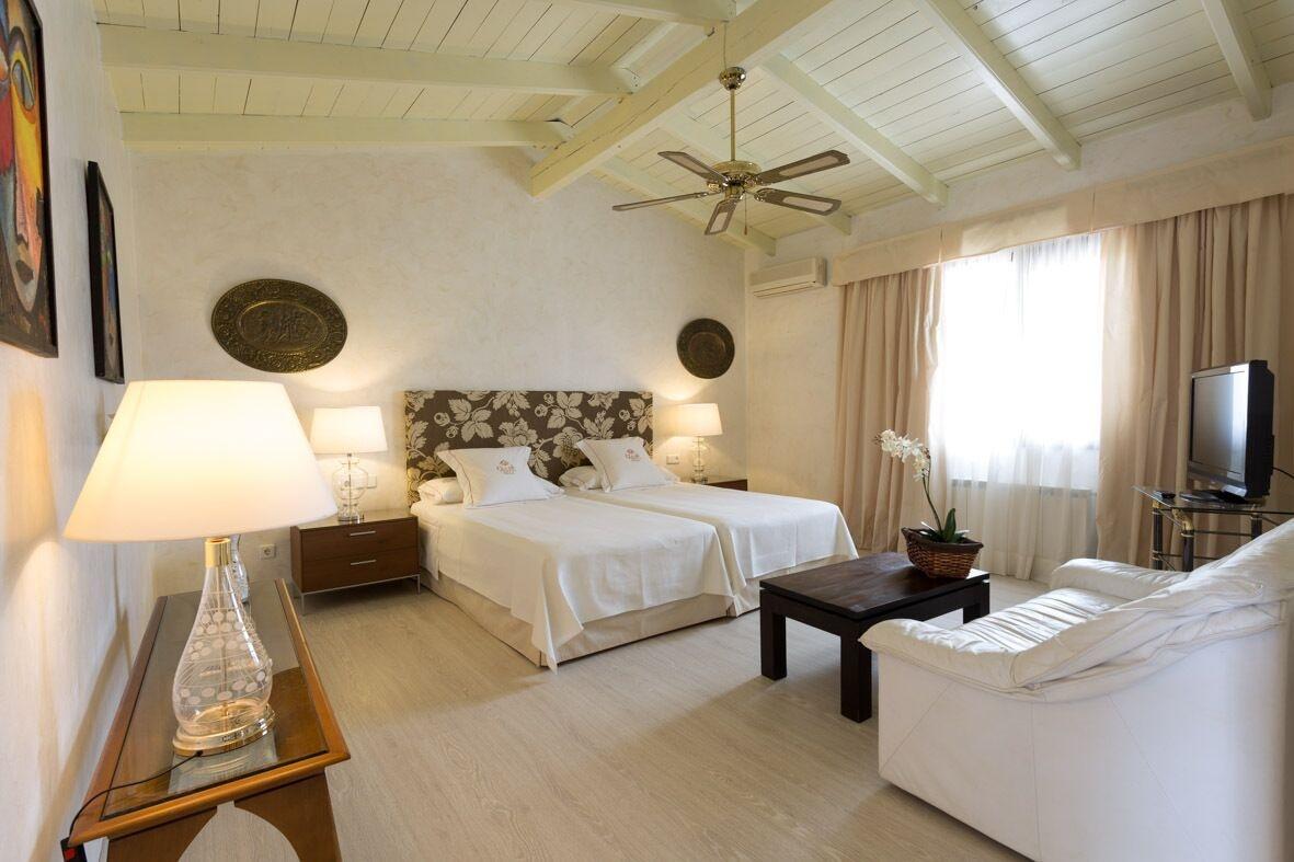 Hotel Rural Cas Pla (Adults Only) Sant Miquel De Balansat Exterior photo
